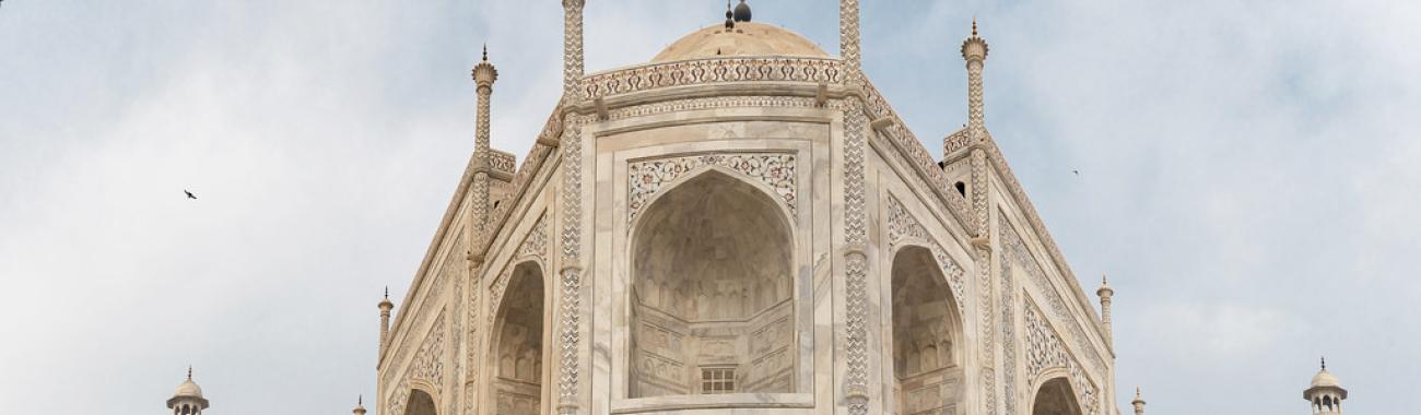 Image of Enjoy a worthwhile journey to the premises of Taj Mahal in Agra