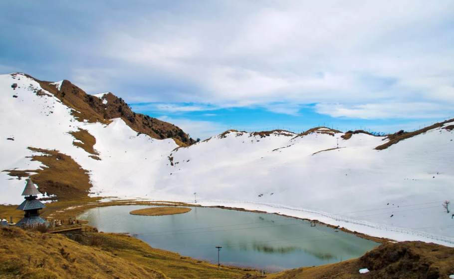 Prashar Lake Winter Trek, Himachal Pradesh